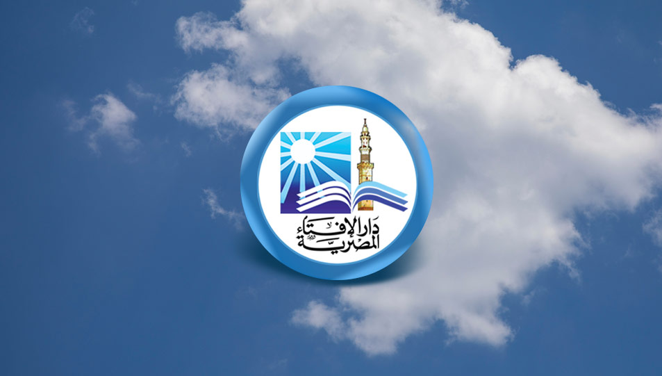 حكم إعطاء الزكاة للابن والأقارب وقضاء الزكاة عن سنوات سابقة